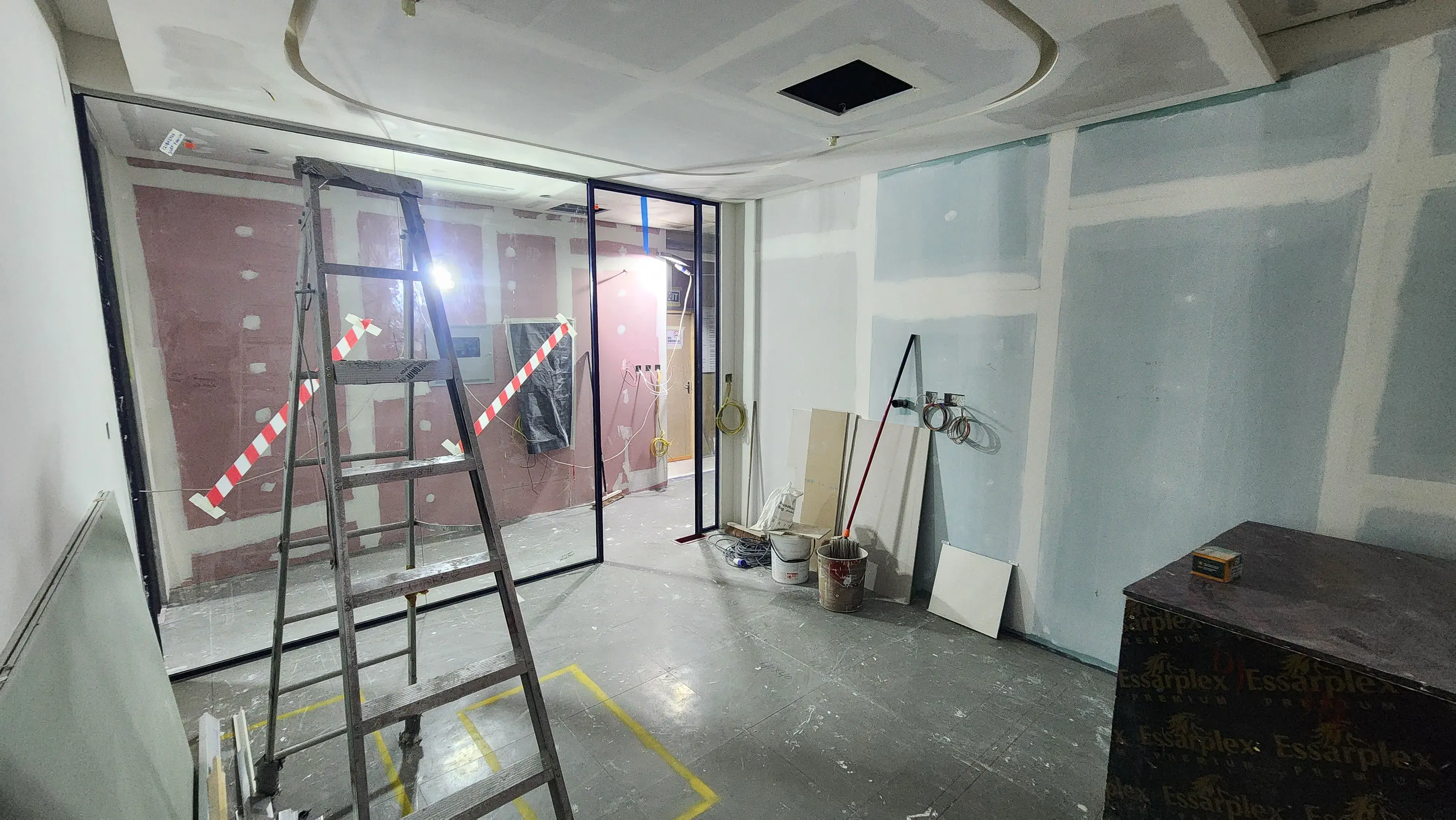 Extension & Construction Contractors